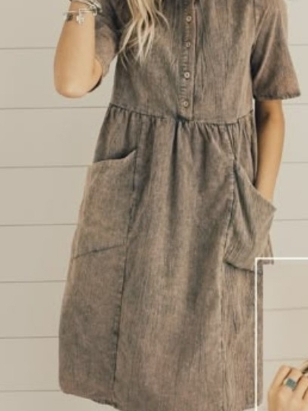 Polagram Taupe Short-Sleeve Corduroy Pocket Dress